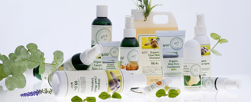 「大切な”かぞく”にだいじょうぶだよと手渡せる商品をつくりたい」made of Organicsは、そんな想いから誕生しました。